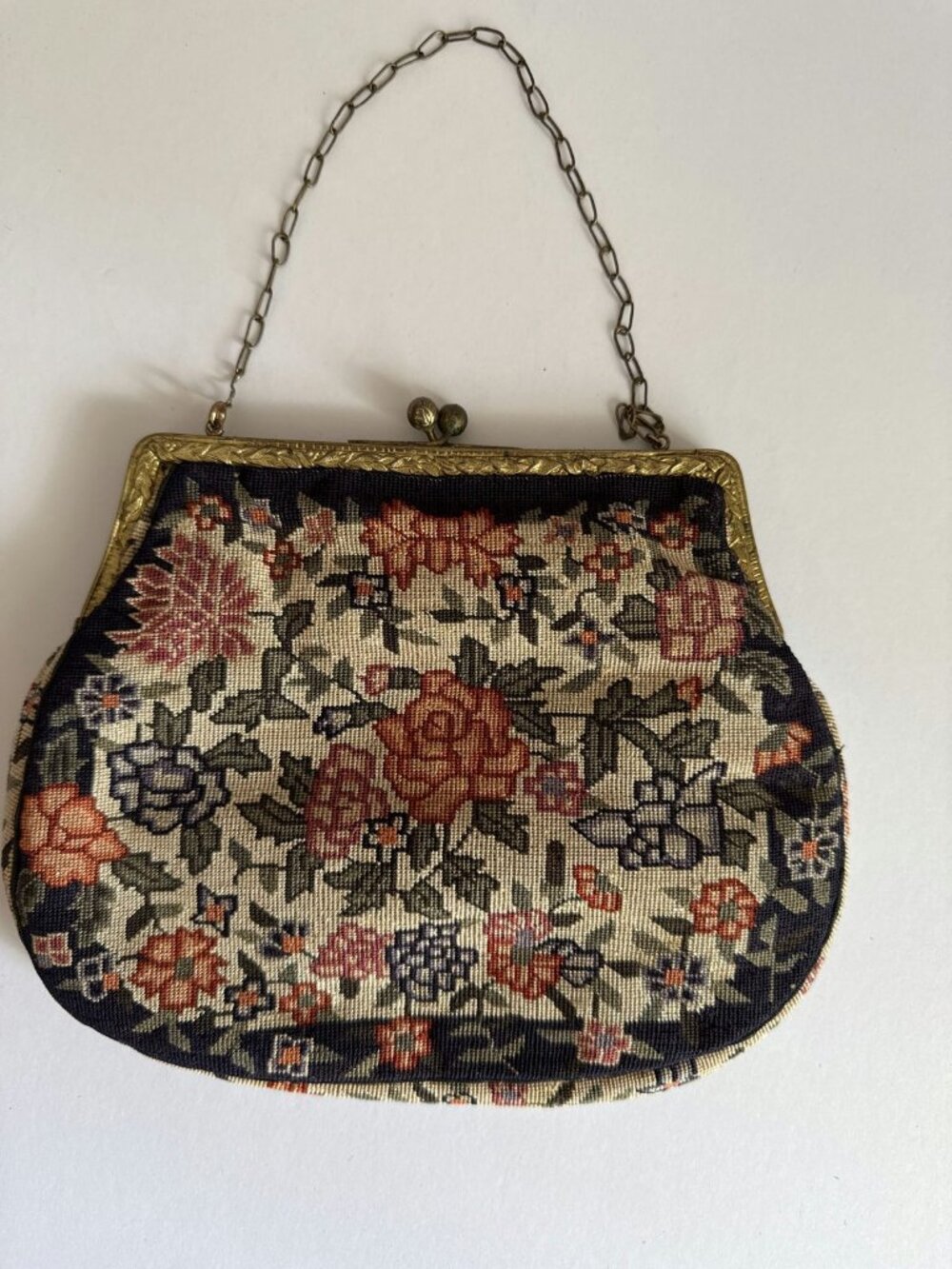 Vintage Petit Point Floral Needlepoint Tapestry Evening Bag Kiss Lock Gold Chain